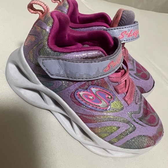 Toddler girls pink purple Skechers S lights sneakers - Picture 3 of 5